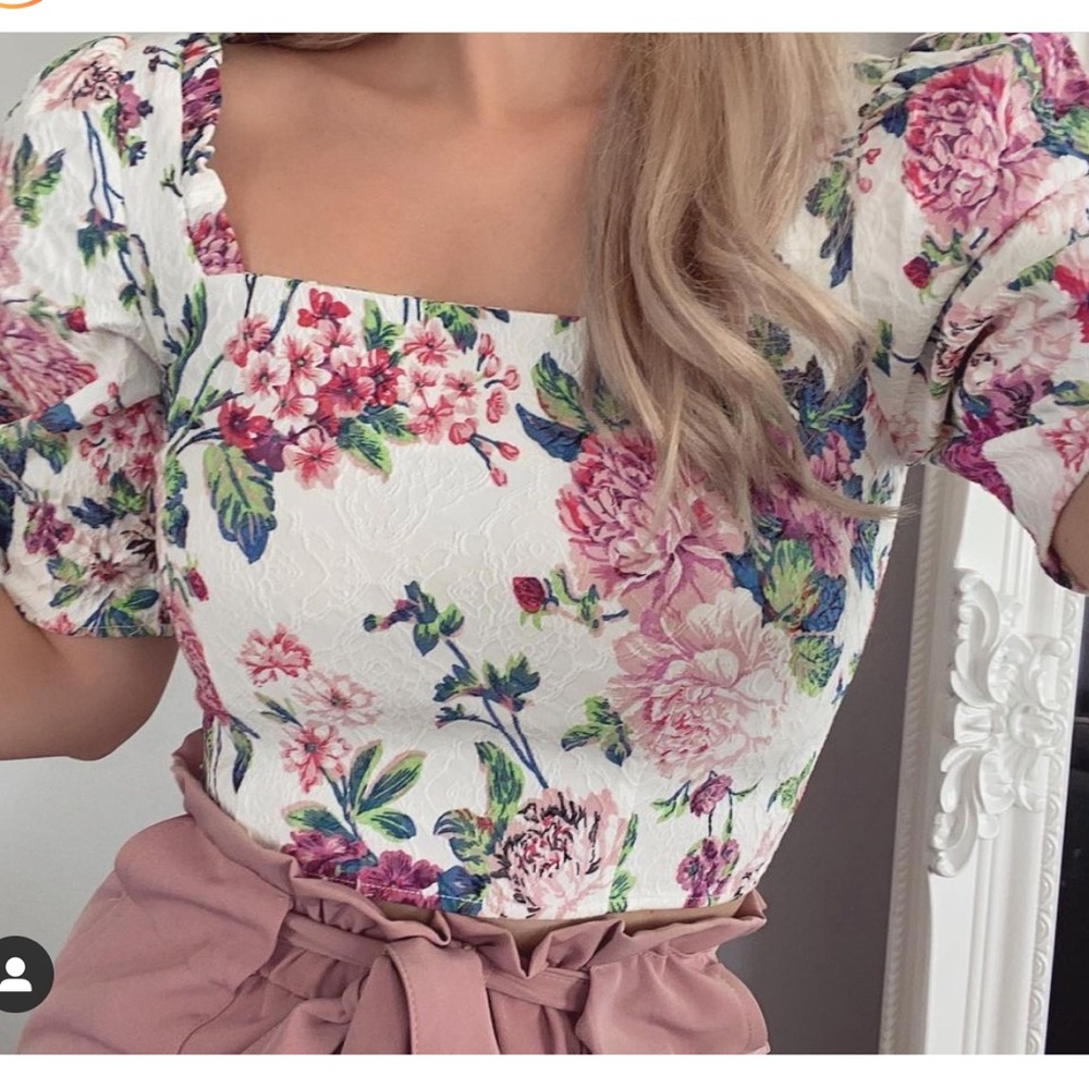 Last🔥zara floral print top bloggers favorite